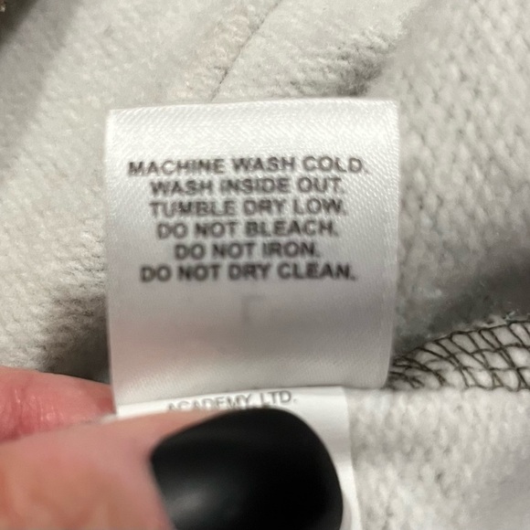 Magellan Men’s Camo Hoodie - Picture 5 of 5